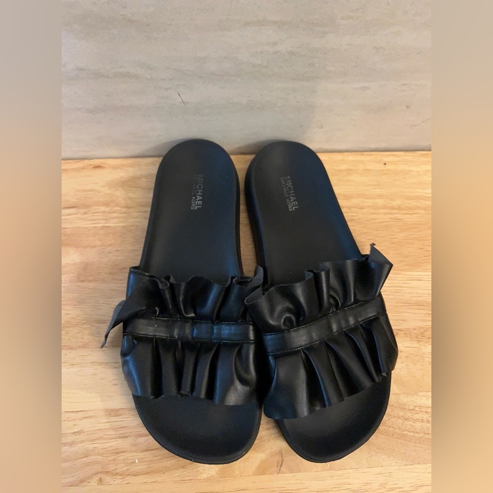 MICHAEL Michael Kors Bella Sport Slide Sandals. - Picture 2 of 11